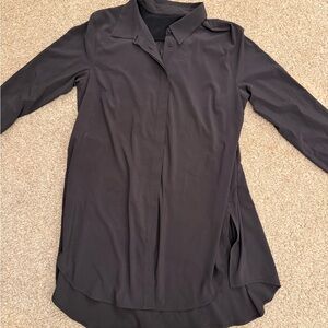 Lululemon Women's dress Top